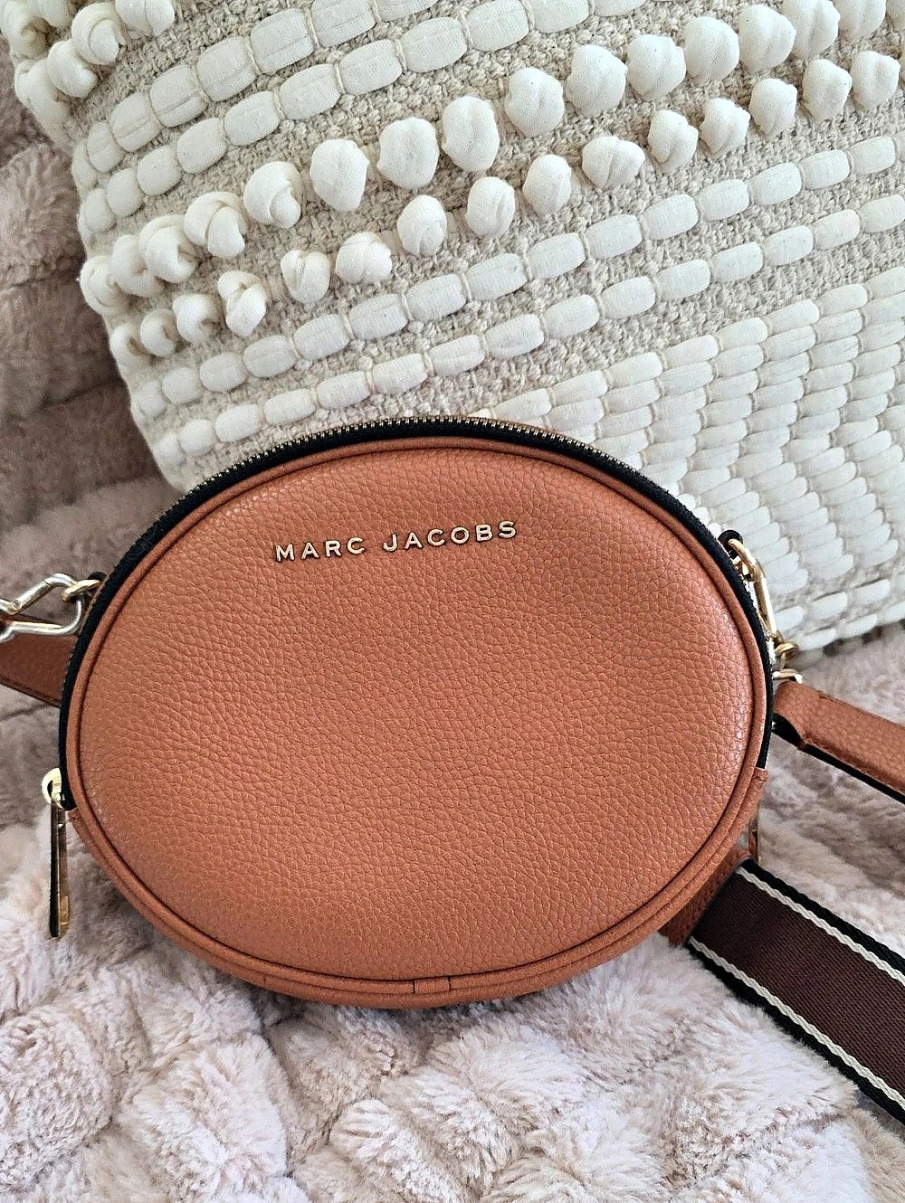 Marc Jacobs The Snapshot Brown Crossbody Bag Like New